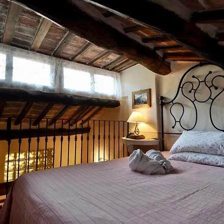 Le Tre Sorelle Apartamento *